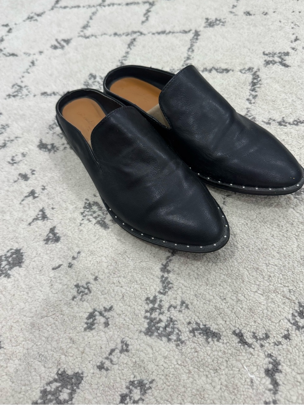 Universal Thread Slip On Stud Shoes Slides
